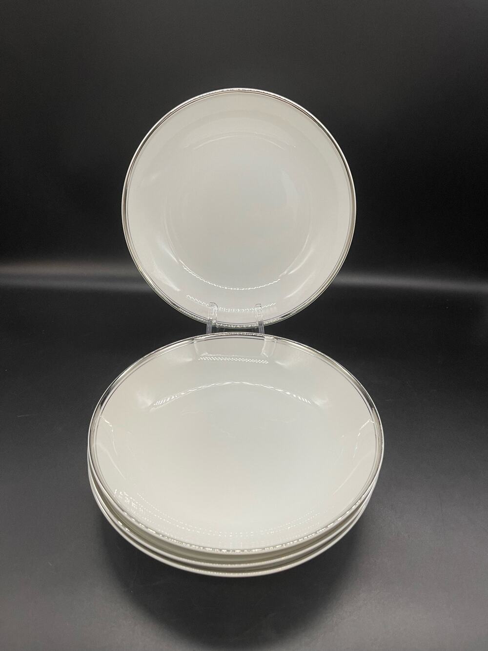 Fukagawa China Arita #900P Set of 4 Soup Bowls White with Silver Rim 7.75"